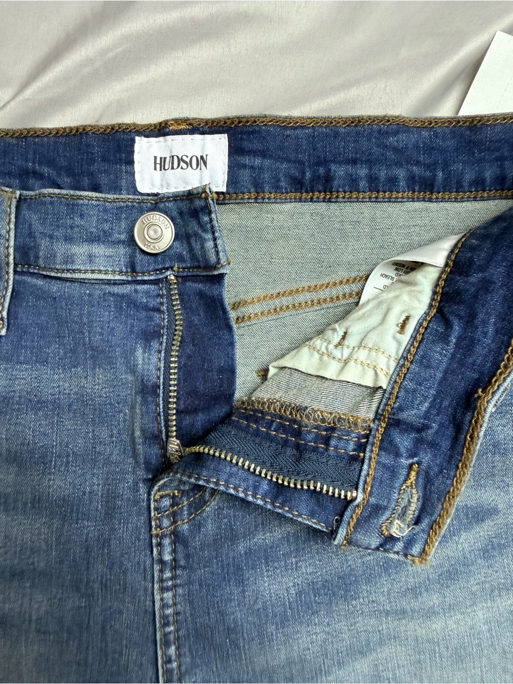 Hudson Gracie Midrise Cut Off Denim Shorts Blue Raw Hem Stretch Womens Size 25 - Picture 9 of 11